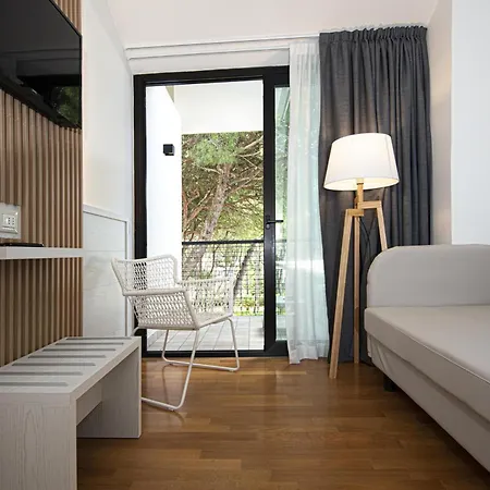 Szálloda Erica Lignano 4*