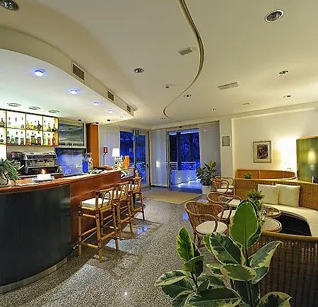 Ξενοδοχείο Erica Lignano 4*
