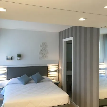 Szálloda Erica Lignano 4*