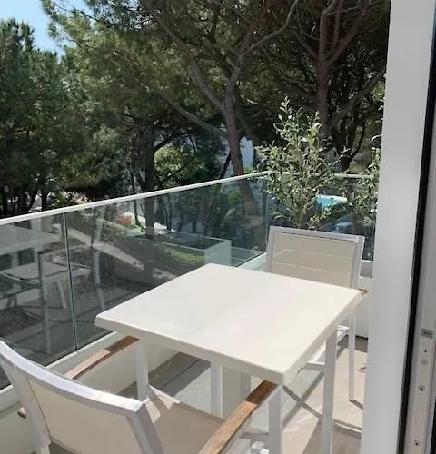 Hotel Erica Lignano 4*